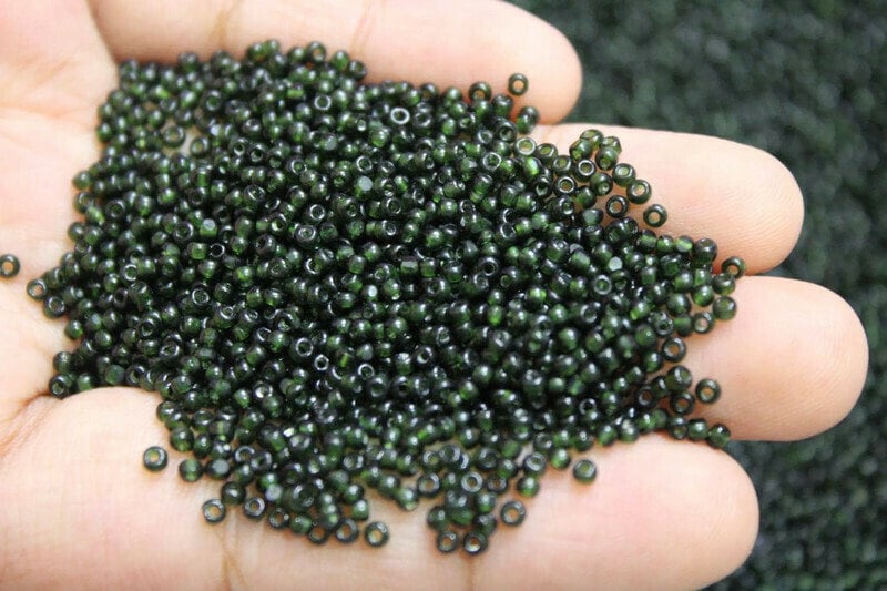 11/0 Charlotte true Cut Beads Tr. Olivine (2 Perfect Facets) 10/20/50/250/500 Grams, Embroidery Material, Jewelry Supply, Premium True Cuts, 50290