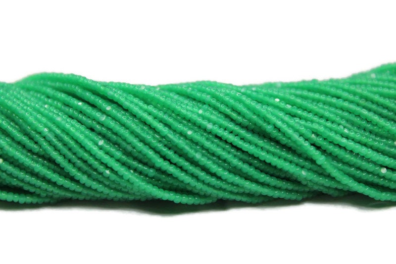 13/0 Charlotte True Cut Beads, Opaque Waxy Green (one Perfect Facet) 10/20/50/250/500 Grams, Embroidery Material, Jewelry Supply, Premium True Cuts, 52240