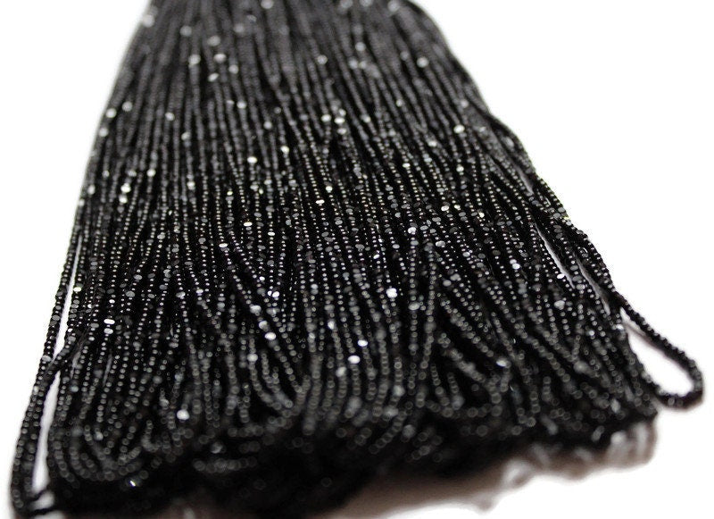 13/0 Charlotte True Cut Beads, Jet Black (2 Perfect Facets) 1/5/25/50/100 Hanks, Embroidery Material, Jewelry Supply, Vintage Premium True Cuts, 23980