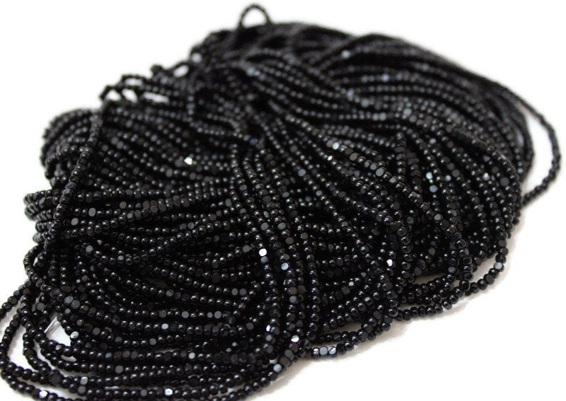 11/0 Charlotte true Cut Beads Jet Black (2 Perfect Facets) 1/5/25/50 Hanks, Embroidery Material, Jewelry Supply, Vintage Premium True Cuts, 23980