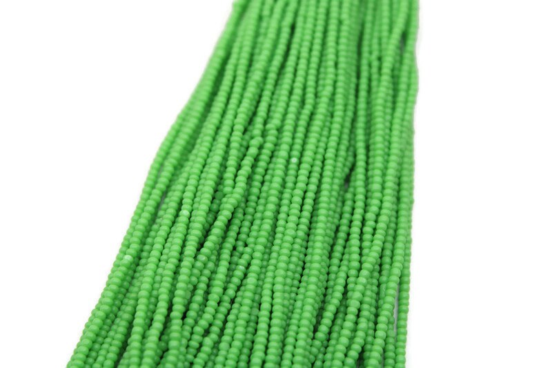 13/0 Charlotte Cut Beads, L. Green Opaque, 1/3/5 Hanks, Preciosa Ornella Beads, Embroidery Beads, Craft Supply, Jewelry Findings, 53210.