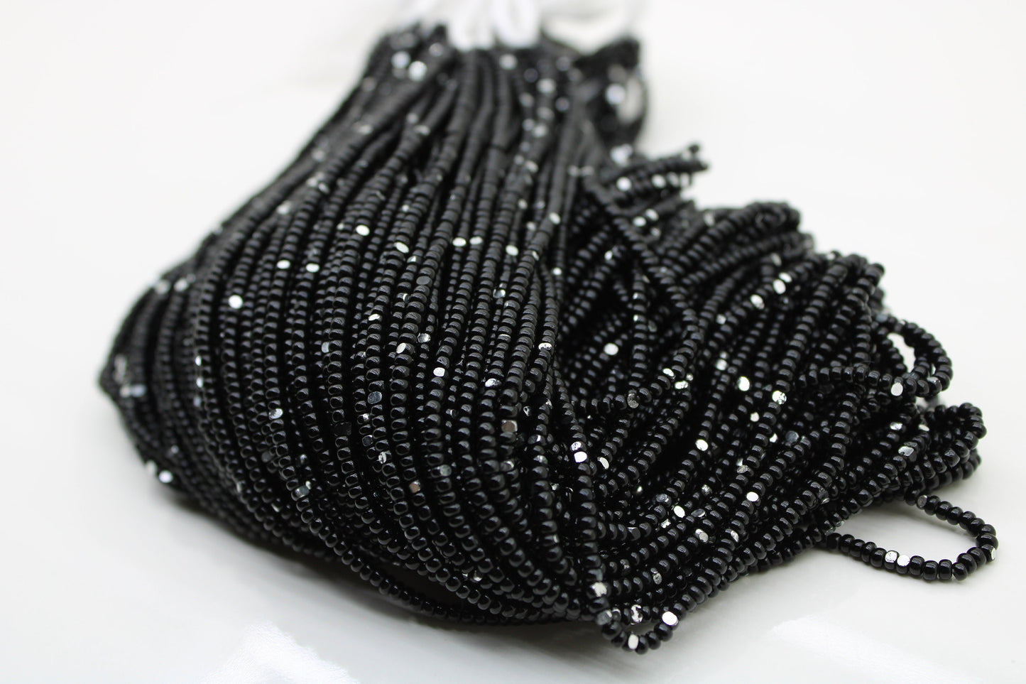 11/0 Charlotte Cut Beads, Jet Black with Silver Gleams, 1/3/5 Hanks, Preciosa Ornella Beads, Embroidery Beads, Craft Supply, Jewelry Findings, 23980.