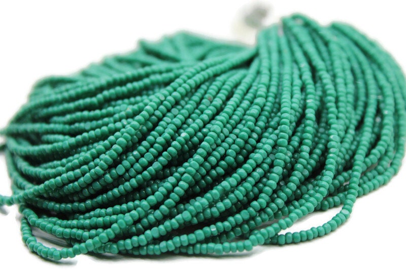 11/0 Charlotte true Cut Beads Opaque Serpent Green (2 Perfect Facets) 10/20/50/250/500 Grams, Vintage Rare Beads, Jewelry Supply, Premium True Cuts, 53250