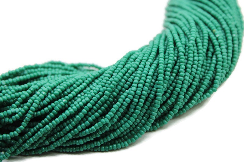 11/0 Charlotte true Cut Beads Opaque Serpent Green (2 Perfect Facets) 10/20/50/250/500 Grams, Vintage Rare Beads, Jewelry Supply, Premium True Cuts, 53250