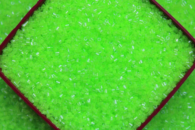 Matsuno Hexagon 2 Cut, 15/0, Neon Green, Japanese Seed Beads, 10/20/50 Grams, Hex Beads, MGB Glass Beads, Embroidery Material, Jewelry Supply. S2