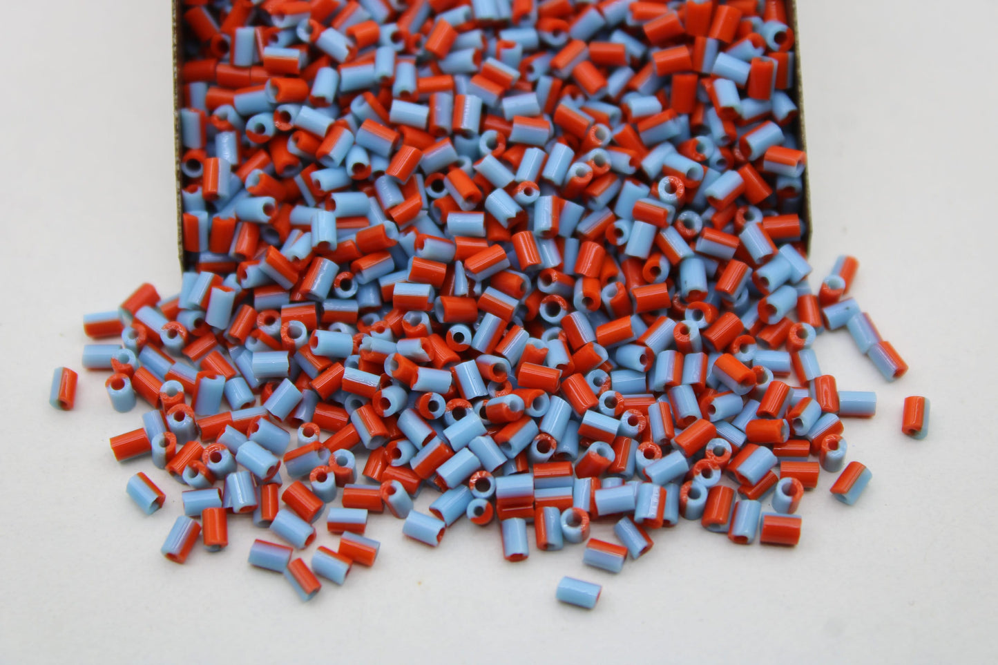 11/0, 2 Cut Tropical Blue-Red Striped Seed Beads, 20/50/100 Grams Packs, Embroidery Beads, Jewelry Beads, Craft Supply, Indian Seed Beads, 508/1.