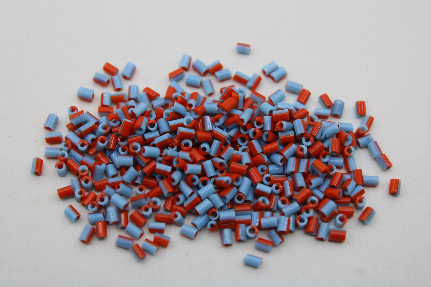 11/0, 2 Cut Tropical Blue-Red Striped Seed Beads, 20/50/100 Grams Packs, Embroidery Beads, Jewelry Beads, Craft Supply, Indian Seed Beads, 508/1.