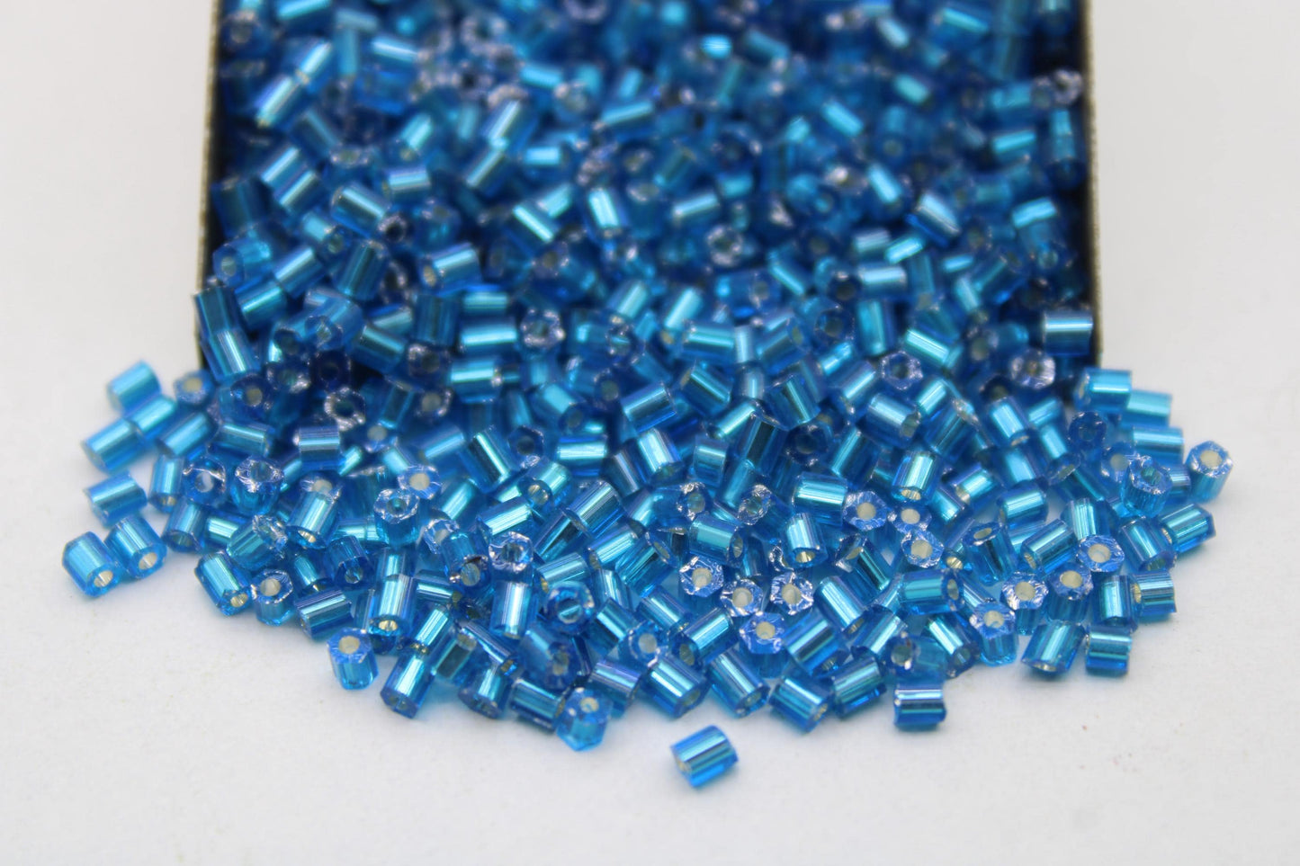 11/0, 2 Cut, Aqua Blue silver-lined Seed Beads, 20/50/100 Grams Packs, Hex Cut, Embroidery Beads, Jewelry Beads, Supply, Indian Seed Beads, 23D/21.